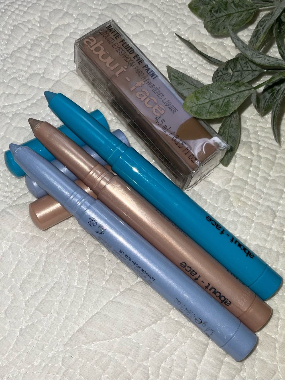 about-face Matte Fluid Eye Paint - Blue & Champagne Shades
